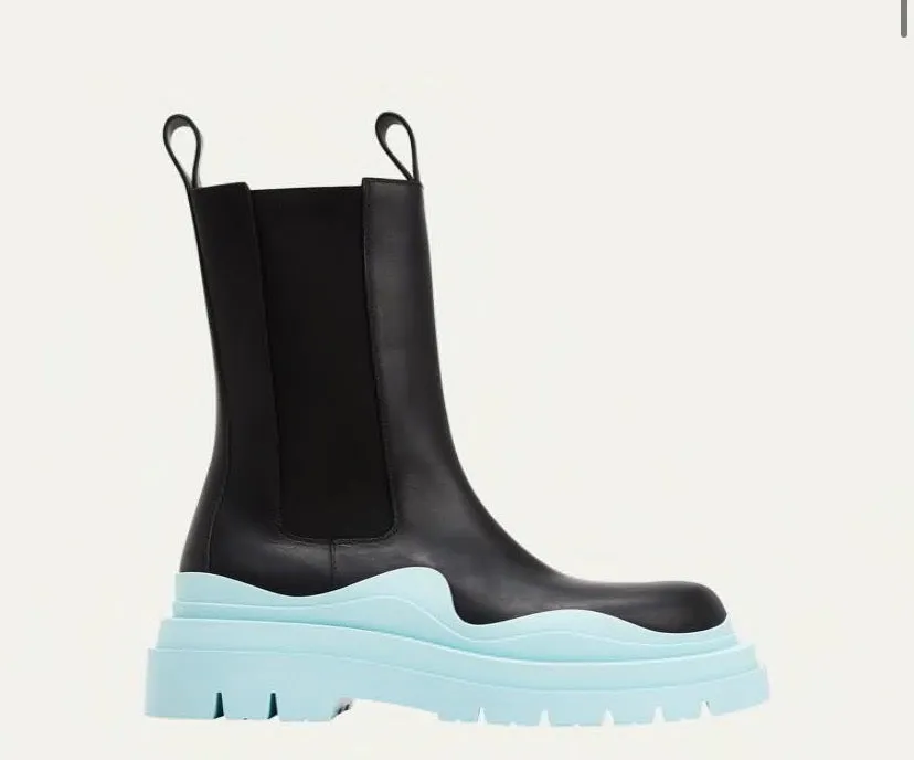 BOTTEGA VENETA CALFSKIN TIRE CHELSEA BOOTS