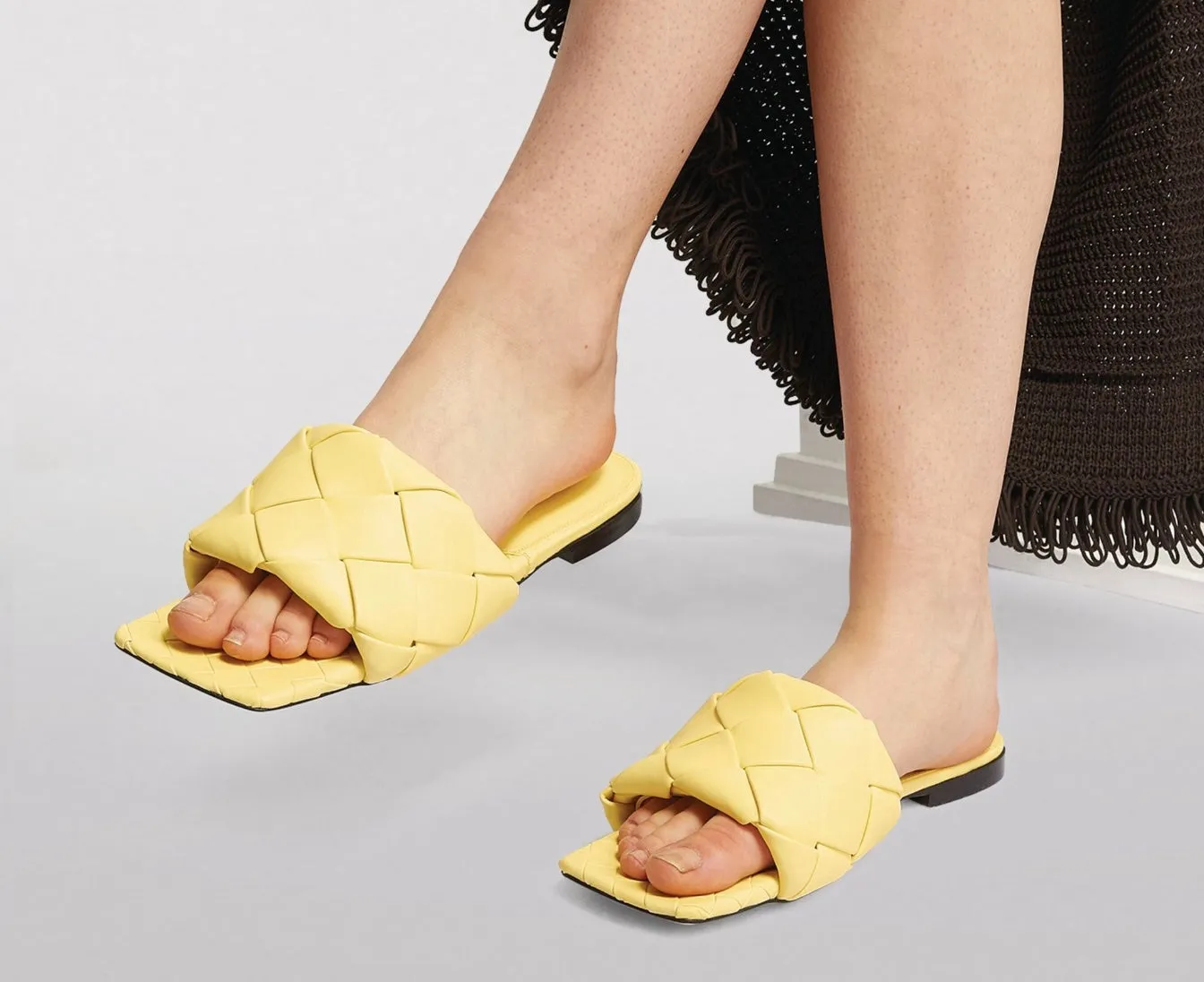 BOTTEGA VENETA LIDO QUILTED NAPPA LEATHER FLAT MULES