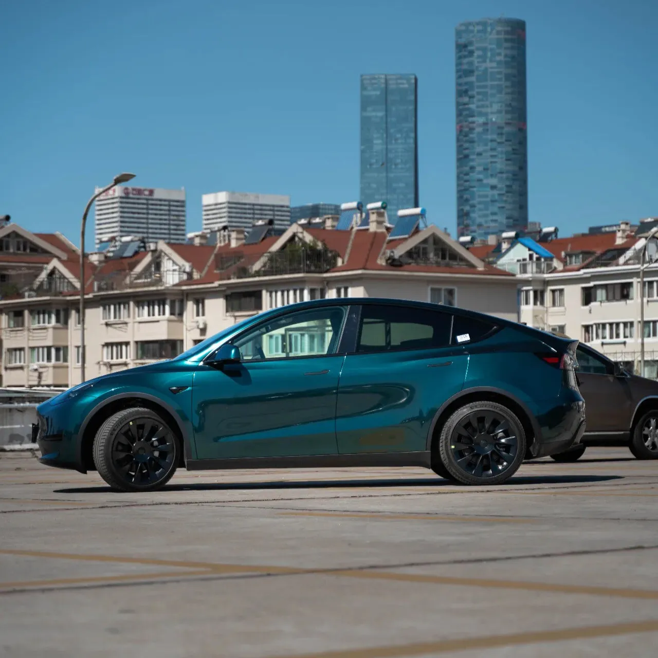 Gloss Metallic British Racing Green Car Wrap