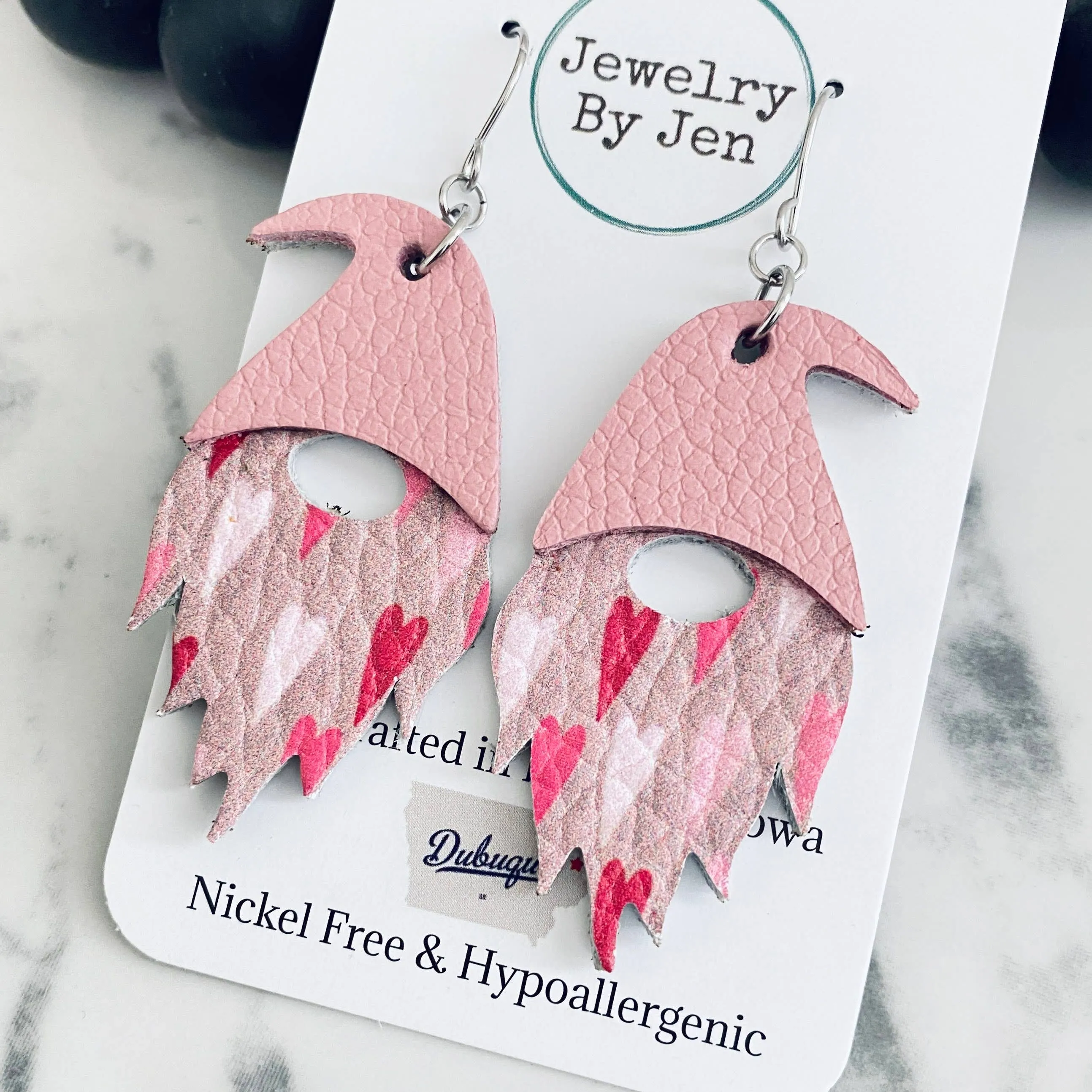 Gnome Earrings: Simple Hearts w/Pink Hat