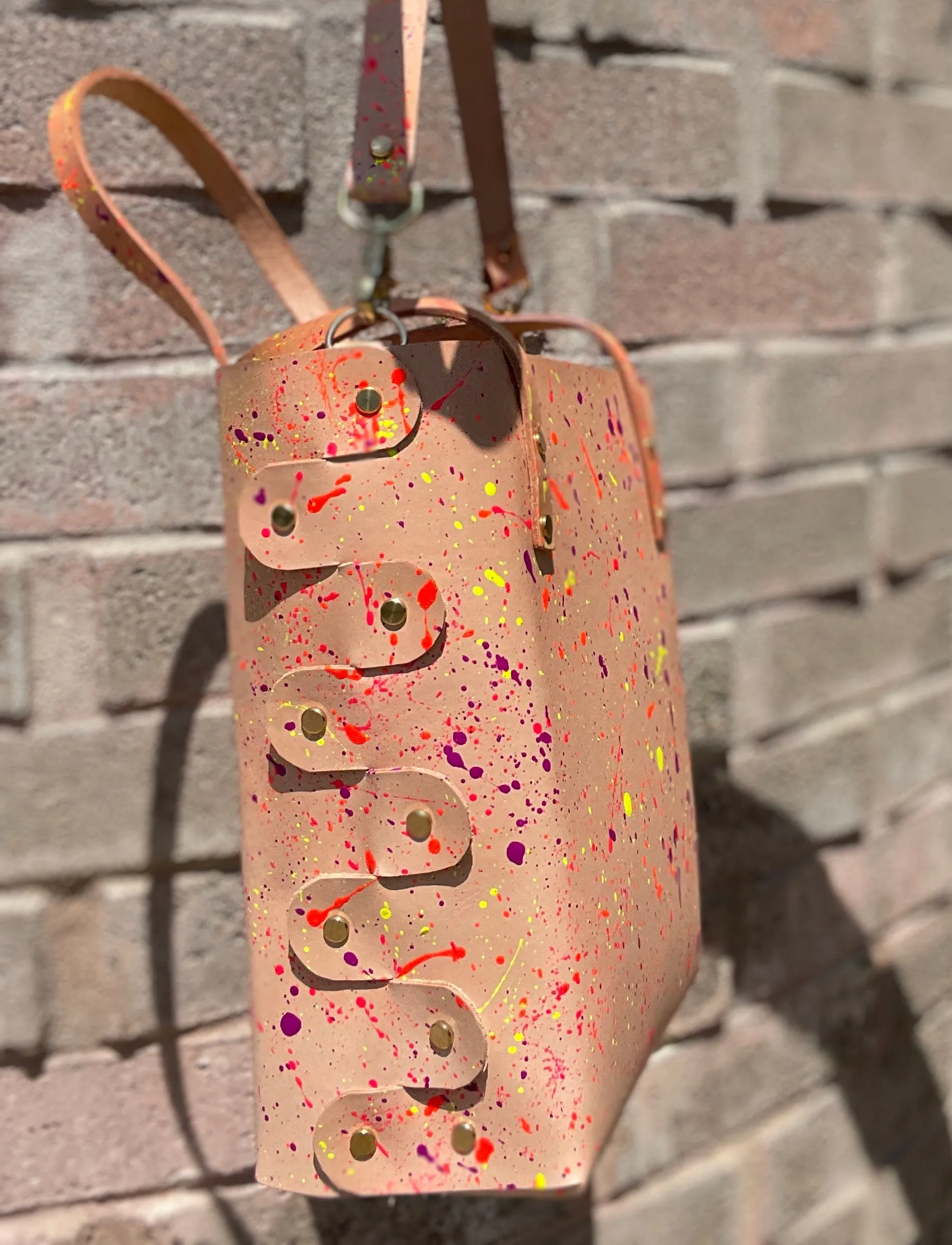 Neon Splatter Veg Tan Open Top Crossbody Tote