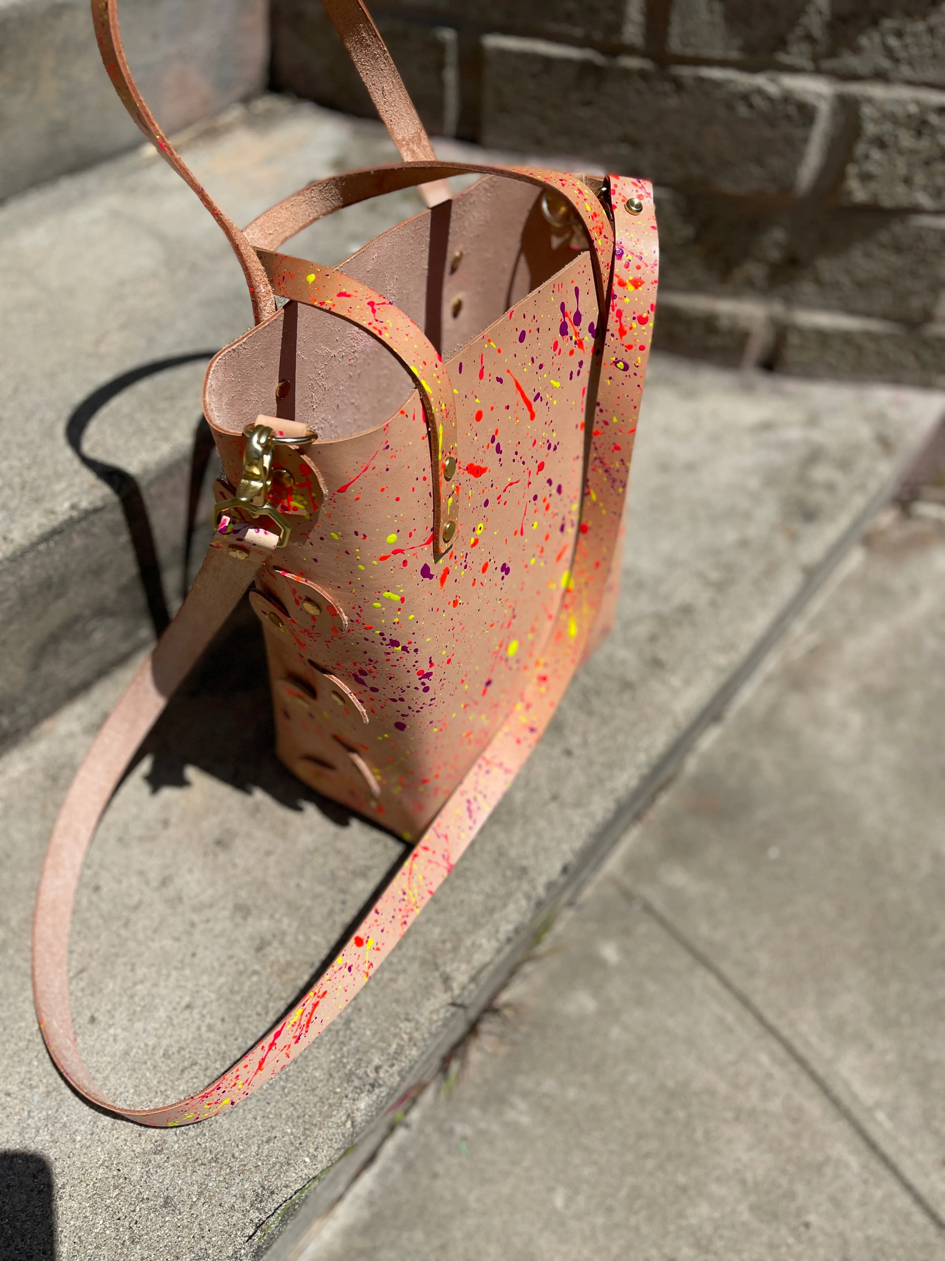 Neon Splatter Veg Tan Open Top Crossbody Tote