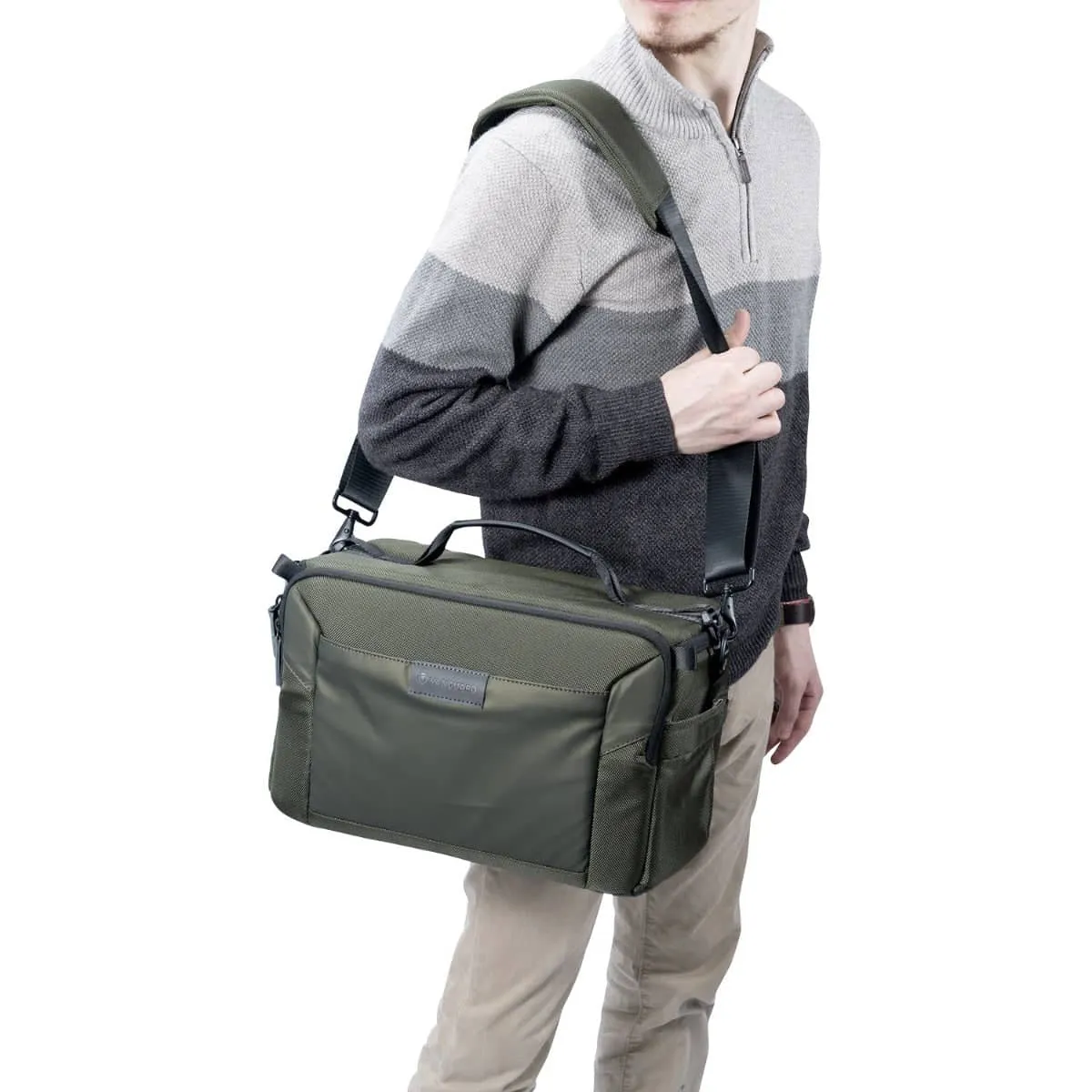 Vanguard VEO Select 35 GR Shoulder Bag - Green